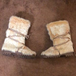 Bebe rabbit fur boots